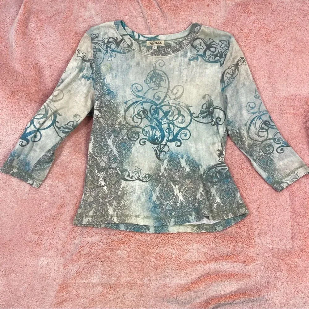 Y2K Patterned Gemstone Shirt - Picture 6 of 10